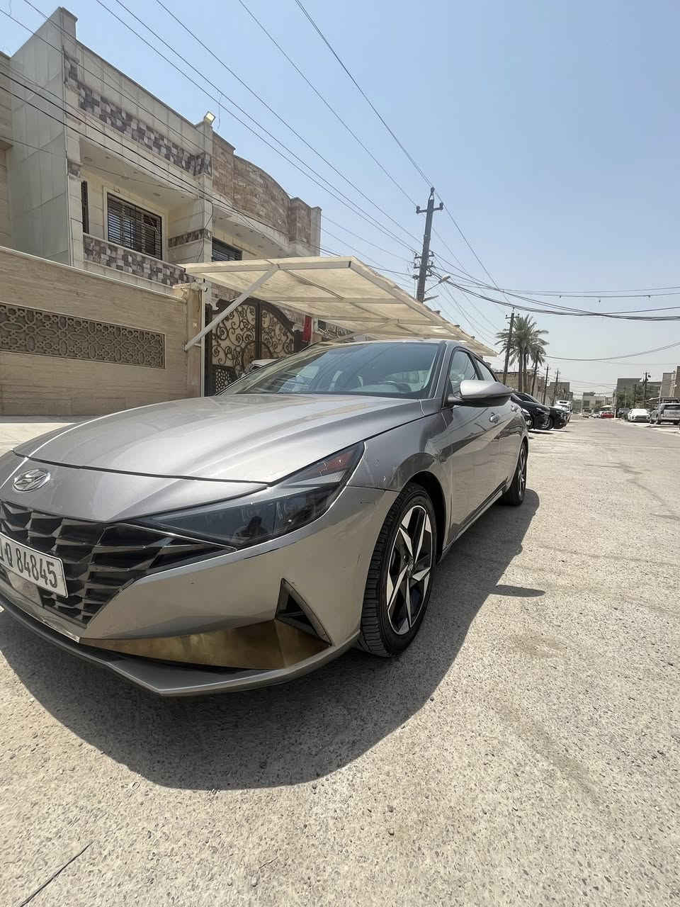 النترا لمتدد2023بدون صبغ بس بارد بل البنيد
ماشيه 30 الف كيلو 

النترا هايبرد موديل 2023

للبيع 
فول1/1🔥🔥
مكفوله من الشواصي واللغود وكير ومكينه 

 مواصفات لمتد limited
١-بصمة تشغيل ابواب وصندوك. (بصمة ابواب لمس) 
٢-فتحة سقف ( سلايد روف ) 

٤-كاميره  خلفية دوارة
٥-رادارات 360 درجة ( امامي جانبي خلفي ) تمنع التصادم الامامي والجانبي والخلفي
٦-التحذير عند فتح الباب 
٧-تحكمات ستيرن 4 جهات 
٨-دشبول شاشة 4 وضعيات للعدادات
٩- 3 وضعيات قيادة ( عادي سبورت ذكي ) 
١٠- مثبت سرعة ذكي ( التحذير عند مغادرة المسار )
‏١١-Auto Hold التوقف لفترات قصيرة
١٢-الهاند بريك بصمة
١٣-شاشة بلازمة حجم كبير لمس تدعم نظام الابل كار بلي والاندرويد اوتو بدون كيبل يربط التلفون واير ليس و GPS  
١٤-شحن واير ليس 
١٥-ويل كب ١٧ مميز 
١٦-نظام الصوت Bose عدد السماعات 8 
١٧-تشغيل عن بعُد 
١٨-اشاير بال مري
١٩-اضواء ترحيب عند الاقتراب 
٢٠-لايت لد 3عدسات وسكنات لد 
٢١-كشنات جلد السايق كهرباء 
٢٢-نقطة عمياء
٢٣-تدفئة/ تبريد بالكشنات
٢٤- لد متغير الالوان 12 لون على طول الدشبول
٢٥- كير اوتماتيك و S عادي
٢٦-تحديد مسار وقيادة ذاتية  ورادار امامي 
٢٧- مانع انزلاق 
الحادث مصلح على البارد
وصور الحادث بالمنشور
اخوان هاي تفاصيل السيارة
***********
السعر 160
وبيها مجال
