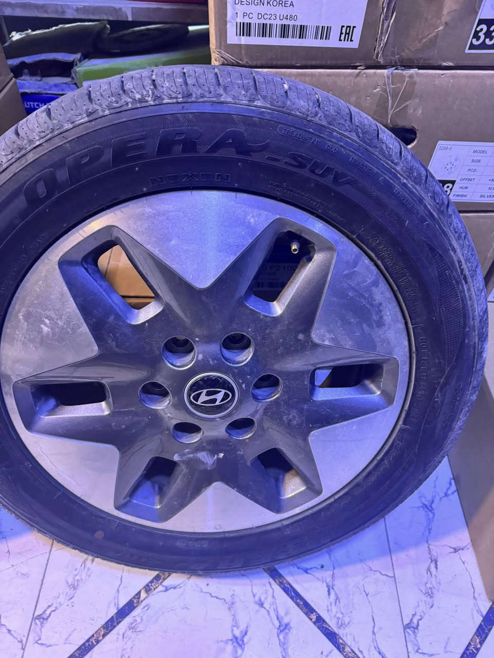 ويل كب ستاركس حجم 18 اصلي تفصيخ 
هـ *********** تاير انتاج 25
