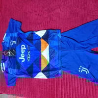 ملابس • للبيع