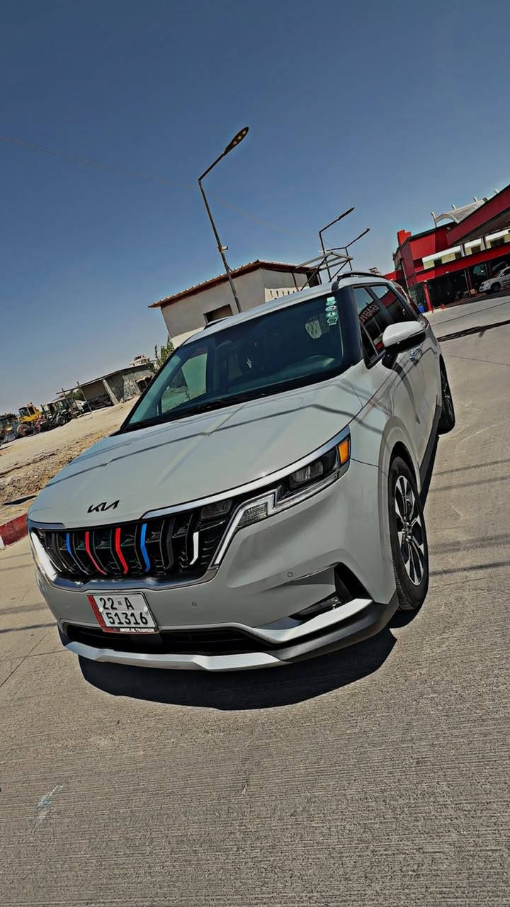 السلام وعليكم
كرنفال موديل 2024 ماشيه 132 الف كيلو 
بدون ايرباك حادثها فقط جاملغ خلفي 
رقم اربيل اجره بيها خط علاوي اربيل 
ومكتب من اربيل السياره جديده بمعنى الكلمه 
سعرها 320 ورقه يعني 3 دفاتر وعشرين ورقه وبيها مجال للشراي مكاني بغداد 
***********
