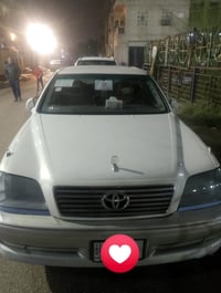 تويوتا كراون • ٢٠٠٠ • الأنبار الحبانيه