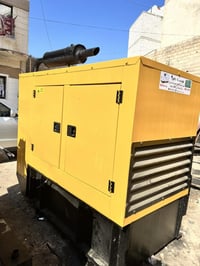 مولدة بيركنز • ٣٠kVA • ٩١٣ ساعة