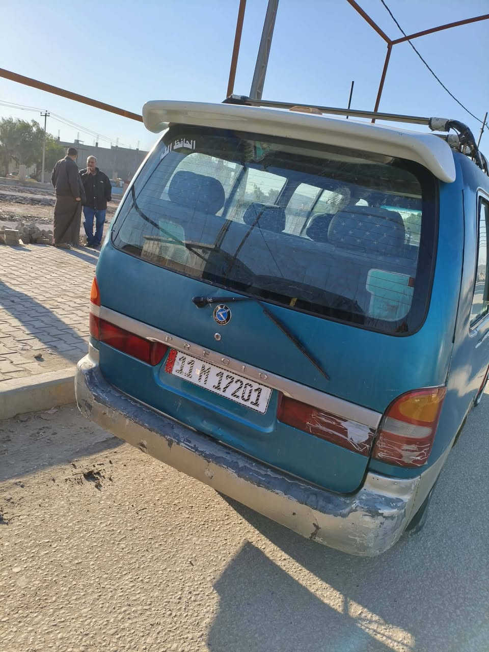 السلام عليكم سياره بريجو 96 مكينه وكير وكسن مكفولات تخم تاير كهربائيات كله شغاله.حداديه  نضيفه مصفره هيئه وغرامات  تحويل ثاني يوم ‏. ‪***********‬‏ بيه واتساب
السعر 45 
مكان بابل كفل على طريق القاسم
