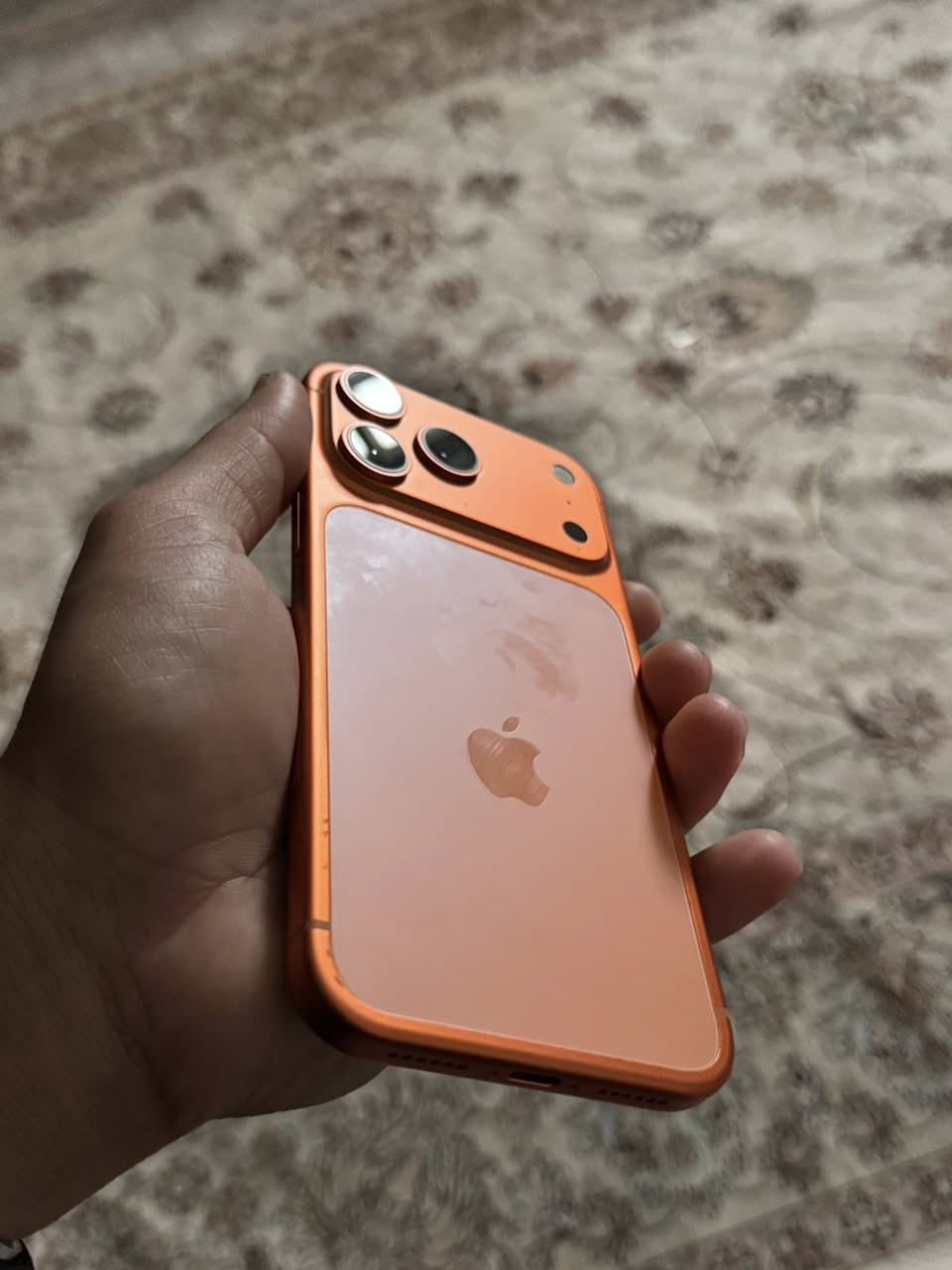 ايفون 17 برو ماكس بعده ضمان بي
جديد بالكارتون بعده الباب ثاني مو الاصلي
كارتون شاحنه كامل كله جديد ممستخدم
 السعر راسلني وتدلل 
مكاني كركوك شارع القدس


**إذا كنت صاحب هذا الإعلان وتريد حذفه لأي سبب، رجاءا أرسل رسالة إلى الدعم الفني**