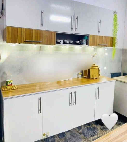 🍃كاونتر mdf  للحجز خاص او واتساب  ***********♦♦
🍃القياس مترين ارضي وملحق مع سنك متر و٢٠
🍃السعر 285 الف  
🍃اذا تحب نضيفلك ملحق فوك السنك اضافه ٦٥ الف
🍃اذا تريد السنك متر ونص اضافه ٢٥ عالسعر 
🍃اذا تحب تضيف فاترينا اضافه ٦٠ عالسعر 
🍃اذا تحب تضيف مجر واحد اضافه ١٠ عالسعر
🍃اذا تحب تضيف تلث مجرات اضافه ٢٥ عالسعر
