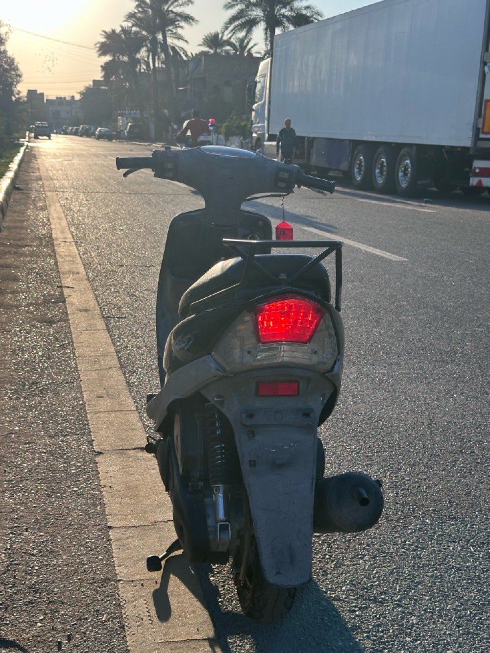 دراجه للبيع 
نوع الدراجه ماكس منغولي 
الدراجه مفتوحه بس نضيفه كلش ✅
الدراجه نكره سلف ✅
يحتاجله بس اشاير وتكمل اي نقص مابيه✅
الدراجه نضيفه بمعنه الكلمه🔴
كفرات تايوان اصلي 🇹🇼 
السعر 400 وبيه مجال عله كد الجيه🔴
للستفسار *********** موجود واساب 
مكان بغداد الحريه 📍