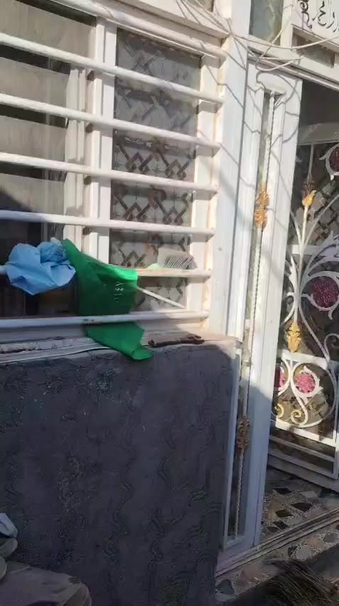 السلام عليكم دار للبيع في العباسيه. زراعي سند 25. 160 متر بناء درجه اوله.   ‏‏‪***********‬‏
