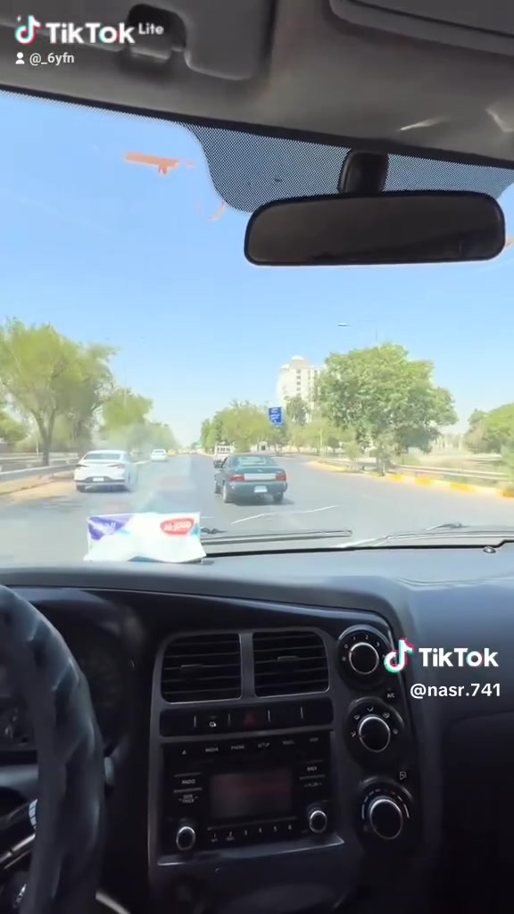 كيااللبيع موديل 23رقم بغداد بسمي مكفوله كفاله عامه ملاحظة بدون محجر ***********

