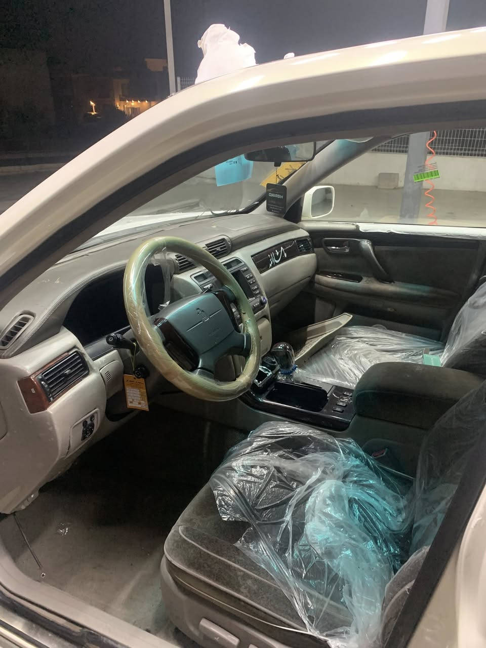 کێ بوو  ئەیوت بڕاوە دەس ناکەوێ
 مەلیکە  2003
D4 174
٤ کوشن کارەبا 
٣ دوگمە  سوکان کارە با 
٤ تایەی لۆک 
سوکان لێگزز  
داژبوڵ سەروبن نەجەف 
پەردەیە  
قرچێکی دواوەی هەیە  شایەنی باسیش نیە 
شتی جوانوو. پاکککک
سعر ٣٧ معامەلە 
ئێمە وەک خەڵک گرانی ناکەین بڵێن ٣٩ و٤٢


**إذا كنت صاحب هذا الإعلان وتريد حذفه لأي سبب، رجاءا أرسل رسالة إلى الدعم الفني**