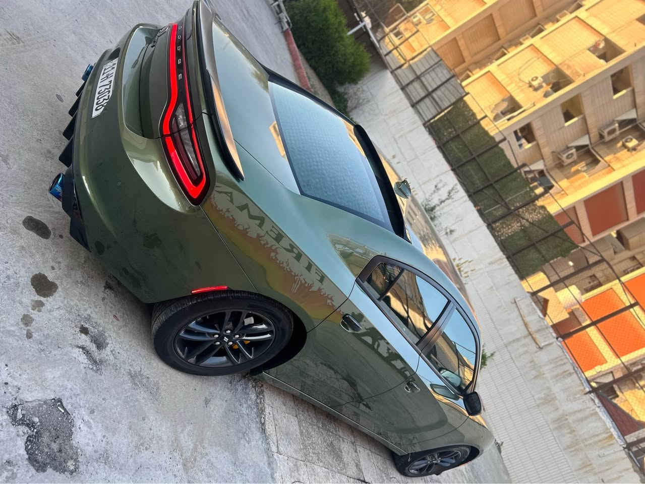 جارجر 2019 بغداد لون زيتوني فول مواصفات وارد امريكي  فور ويل  حادثه جاملغ فقط جهه السايق بدون ايرباك ماشيه 55 ميل تراي زيرو تخم تاير باتري جديد السياره ع وضع الشركه كتلوكات شركه سبير وكارت الشرح عالىشركه رقم بغداد دولي وبااسمي بدون غرامات برغي نقص مابيه من دعاميه لدعاميه رقم الشاصي مرفق وي الصور الي حاب يتاكد  السياره هزه مروريه جديده بااسمي ارقام انكليزيه سنويه جديده لغايه ٢٠٣٠
المواصفات 
شاشه جبيره / شفتات ستيرن / فتحه / رادار جانبي / مقاعد حضن / تدفئة بالمقاعد / بجم لايت بروجكتر زينون / تشغيلً عن بعد / داخل كامل كاربون فايبر / سستم صوت الباين / كامره دواره / ويلً كب ١٩ بلادي / سياره عليه نانو سيراميك اصلي /السياره محدثه ( جيتي بالكامل دوس ودعاميات وغراضه مضمومه ) 
السياره كله بلاديه كلشي مملعوب بيه وبيه سونر مكانه بغداد حي القادسيه 
السعر ٢٢  
للاتصال *********** بغداد, العراق
