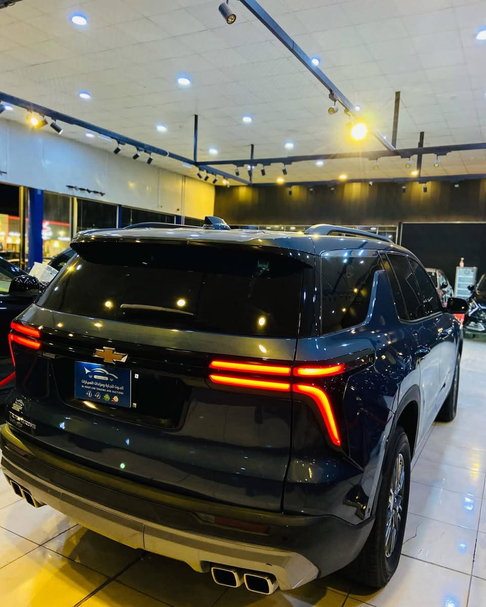 🔷السيارة : شوفرليت ترافرس LT🔥
🔷سنة الصنع : 2025
🔷اللوحة : بغداد شهداء 
🔶السعر : 277 ورقة
🔷الضرر: صبغ بيبان جهة السائق و حافة قبق الصندوق. (صور الضرر مرفقة بالاعلان)
🔷ضرر الايرباك : دركة ودشبول
🔷رقم الشاصي :IGNERGRSXSJ117887
______________________________________
🔷المواصفات: LT 🚀
🔹حجم المحرك 4 سلندر 2.5L توربو
🔹عداد المسافة 4 الف ميل
🔹كاميرات محيطية 360 درجة
🔹رادار امامي وجانبي وخلفي
🔹تنبيه الخروج عن المسار
🔹حساسات امامية وخلفية
🔹جنطة كهرباء
🔹كراسي جلد
🔹كراسي سياحي (منفصل)
🔹كرسي السائق هزاز مع الرادار
🔹الكراسي الامامية كهرباء
🔹تدفئة الكراسي الامامية
🔹تدفئة الكراسي الخلفية
🔹ويل كب حجم 18 انج مع اطارات بحالة جيدة
🔹وضعيات قيادة
🔹لايتات LED بالكامل
🔹شاشه تحكم بالايعازات
🔹تحكم ستيرن جهتين
🔹بصمة ابواب وتشغيل وتشغيل عن بعد
🔹مع باقي المواصفات الاعتيادية
————————————————————————
مكانها نجف
‭***********‬

