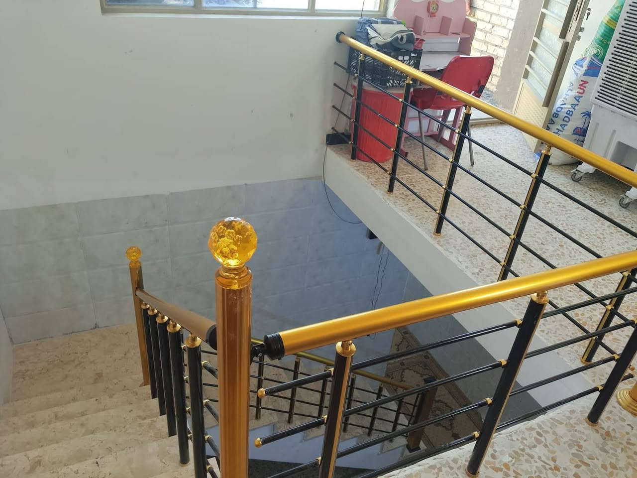 سلام عليكم بيت لبيع 100متر جبهة 5ونزال 20في منطقه الضباط الثانية زراعي طابق واحد كامل مابي اي نقص للأتصال تصل ع
مكلفة بالنشر هذا رقم صاحب البيت واتساب او خط ***********
