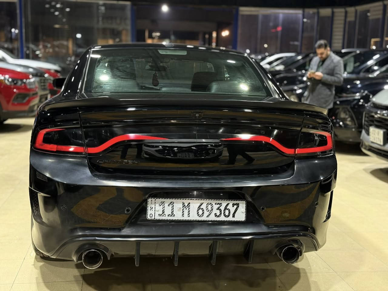 #المركبة : دودج جارجر SXT موديل 2019
#الضرر : جاملغين وبنيد
#الرقم : مرقم بغداد ( تحويل مباشر باسم المشتري )

#المواصفات :

▪️السيارة: دودج جارجر لون اسود
▪️الموديل: 2019
▪️المحرك: 3.6L (ستة سلندر)
▪️لايتات زينون مع حاجب LED
▪️ كشافات دعامية زينون
▪️بصمات عدد 2 للأبواب مع بصمة تشغيل
▪️كامرة خلفية دوارة اصل مع الستيرن
▪️حساس خلفي
▪️شاشة حجم كبير
▪️كشنات السيارة شامو احمر واسود
▪️تحكم فول كهرباء لكرسي السائق
▪️تبريد قطعتين امامي وخلفي
▪️سستم صوت
▪️تشغيل عن بعد
▪️تحكم ستيرن جهتين بلوتوث وحاكية وكروس سرعة وتحكم صوت 
▪️نظام ABS مانع انزلاق

السعر المطلوب : 168 ورقة مع المجال.

الاتصال على : ***********

معرض سما دبي لتجارة السيارات والمزادات الامريكية
النجف - المدينة المائية -مقابل حي الجامعة

ولمشاهدة المزيد من السيارات زورو موقعنا على الرابط التالي:

‏https://m.facebook.com/معرض-سما-دبي-لتجارة-السيارات-والمزادات-الامريكية-109437940947714/?ref=bookmarks
