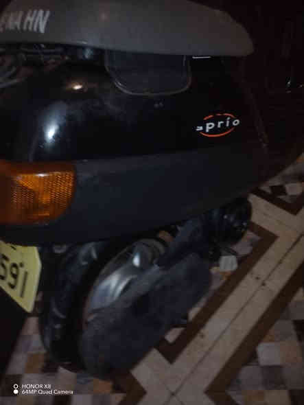 السلام عليكم دراجه للبيع كهربائيه شغاله سلف هندر حلوه سعر ٢٥٠ هذا رقمي ***********
