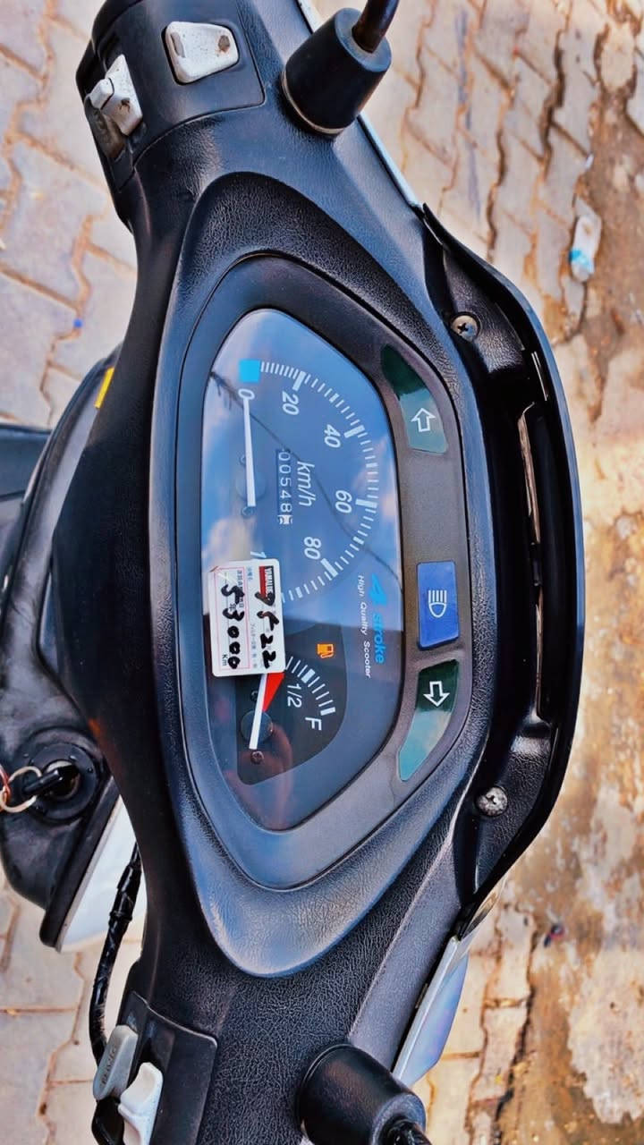 سلام عليكم  يوماها ياباني سرعه 100 بلاديه كلها للبيع مكفوله كفاله عامه مكاني بغداد  ***********
