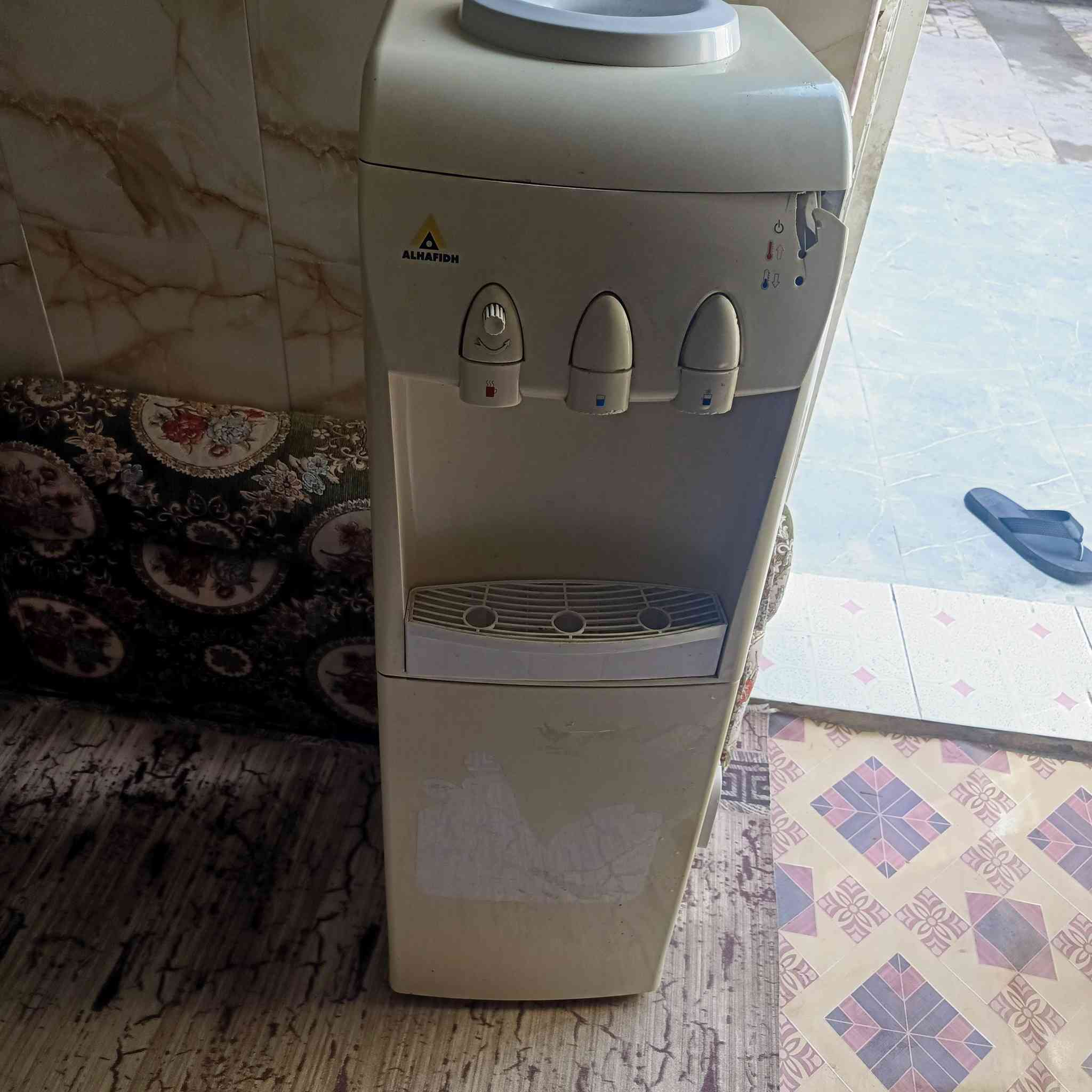 السلام عليكم براد ماي الحافظ شغال يبرد فقط الحنفيات عوزهن تبديل السعر 30 مكاني بصره  شراي رسلني عوزه تصليح


**إذا كنت صاحب هذا الإعلان وتريد حذفه لأي سبب، رجاءا أرسل رسالة إلى الدعم الفني**