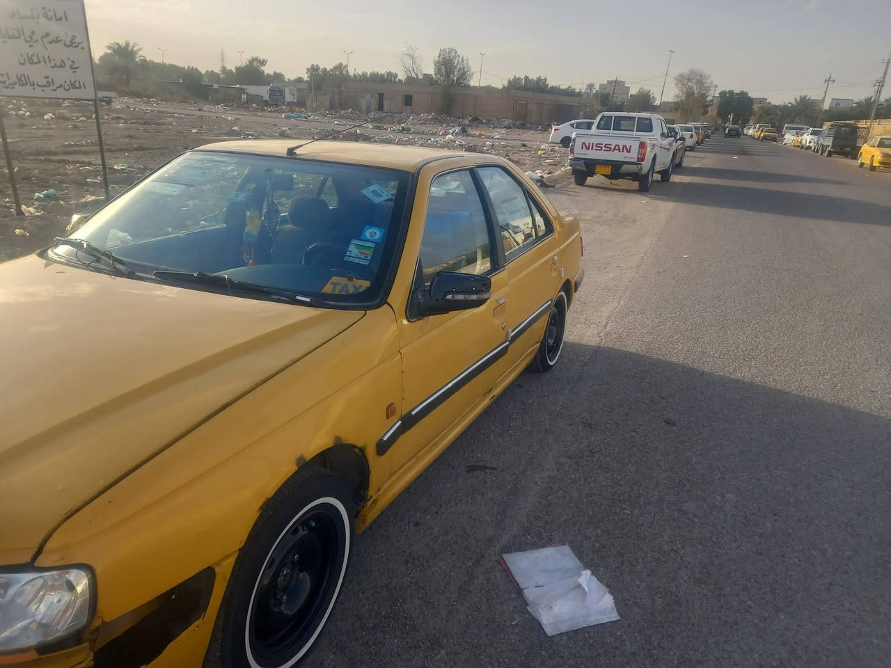 السلام عليكم شباب من رخصة الأدمن عندي بيجو موديل ٢٠١٥ هيئه مصفرة بأسمي حادث مابيه قويةفقط دعاميه وجاملغ سايق  ٤١ سعرها وبيها مجال اتصل وادلل *********** مكان حي الجهاد قرب مسبح الرافدين
