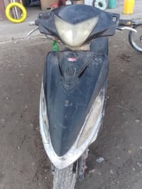 دراجه للبيع طافيه يراد لها تجفيت السعر 100  /  07810034123