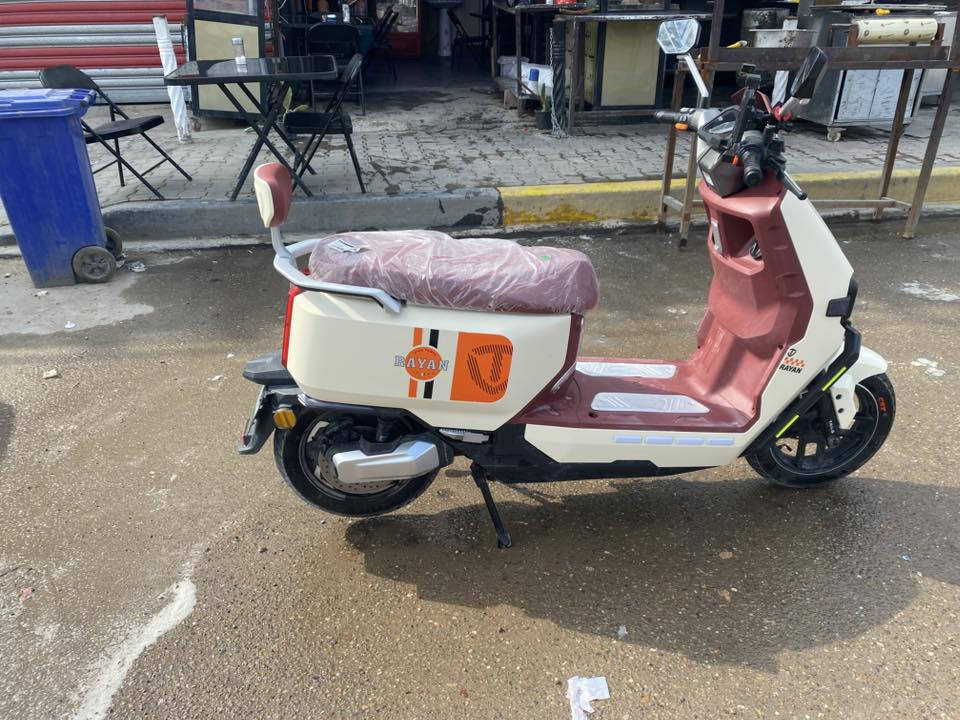 من رخصة صاحب الكروب🤍
سلام عليكم دراجة وحش الكون فئة vip
داخل لون احمر
6 بطاريات مسطرة نوعية تالج الاصلي 
ملف 2000Wحقيقي 
سرعة الدراجة 75حقيقي 
مستعملة شهر واحد فقط ما بيها اي نقص الدراجة ماشية شي قليل كلش
بيها ضمان ملف وعقل فقط 5اشهر أنطيك 
العنوان أبوغريب الزيتون قرب صيطرة الزيتون
***********
***********
