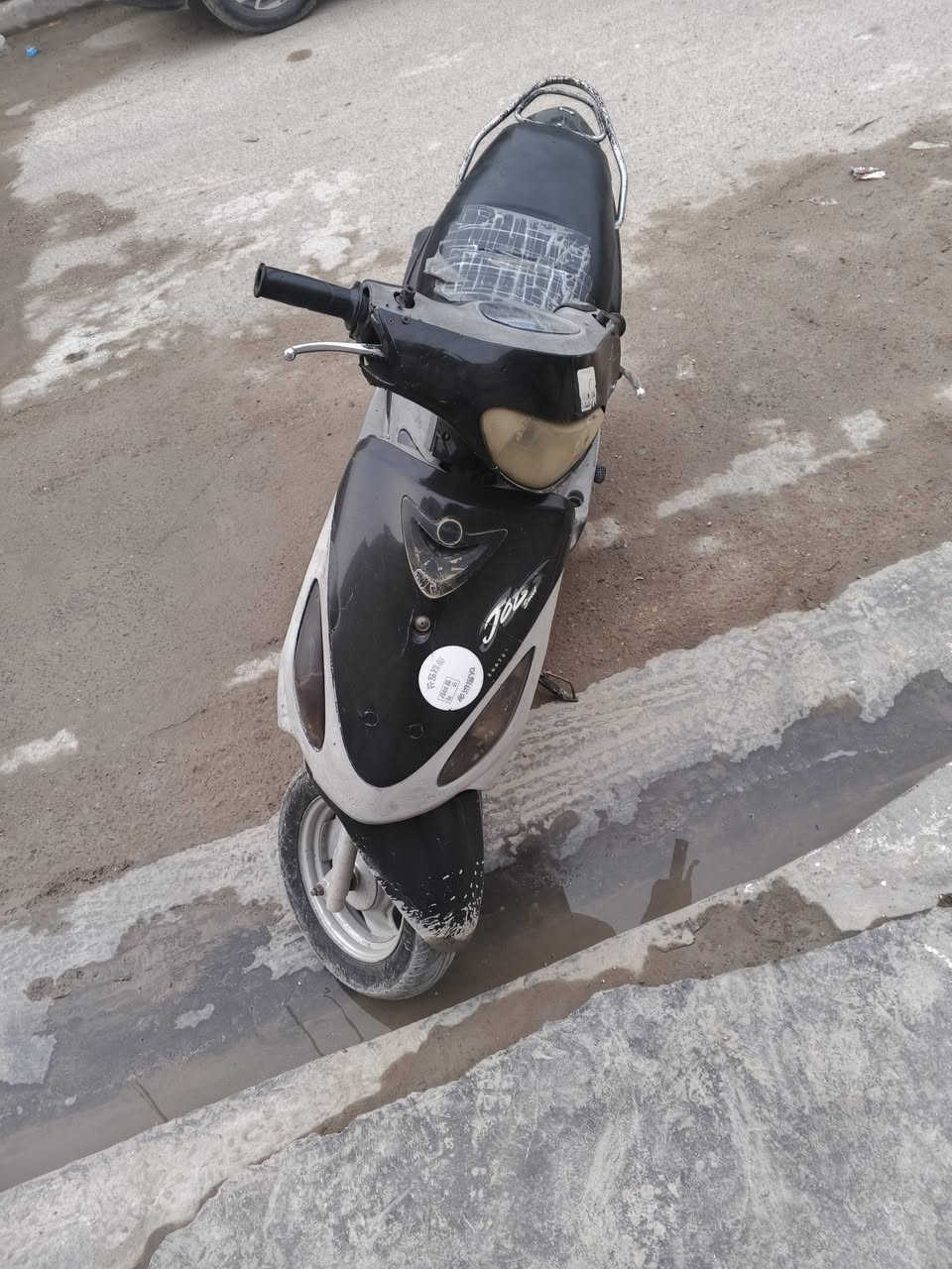 سلام عليكم ماكس منغولي بلاديه نضيفه مكان بغداد حي جهاد رقم *********** 450 وبيه مجال
