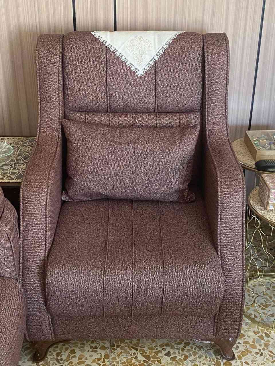 سلام عليكم تخم لبيع عشر مقاعد نظيف 100% مكاني العامريه سعر 850بي مجال مع ثريات كبار هديه


**إذا كنت صاحب هذا الإعلان وتريد حذفه لأي سبب، رجاءا أرسل رسالة إلى الدعم الفني**