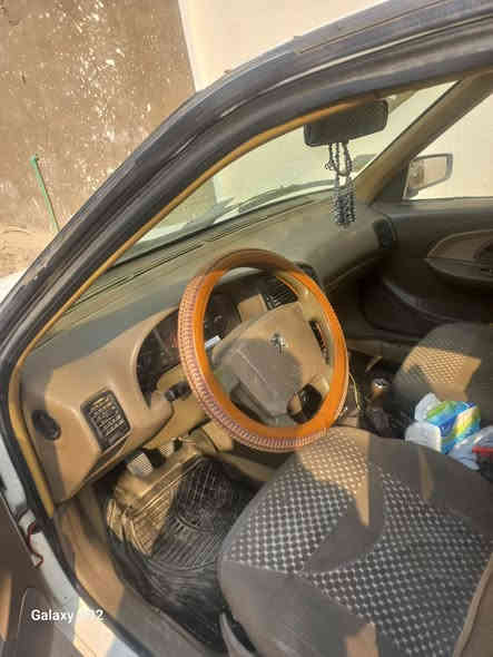 بيجو مديل 13 سياره كلش حديده 
تخم تاير جديد تبريد ثلج صدر جديد 
بيهه بس باب وجاملغ  مبدل اصلي 
تبريد ثلج باتري جديد
سياره عنوانهه بغداد سبع قصور 
سعر47
اتصال ‭0773 858 2765‬
