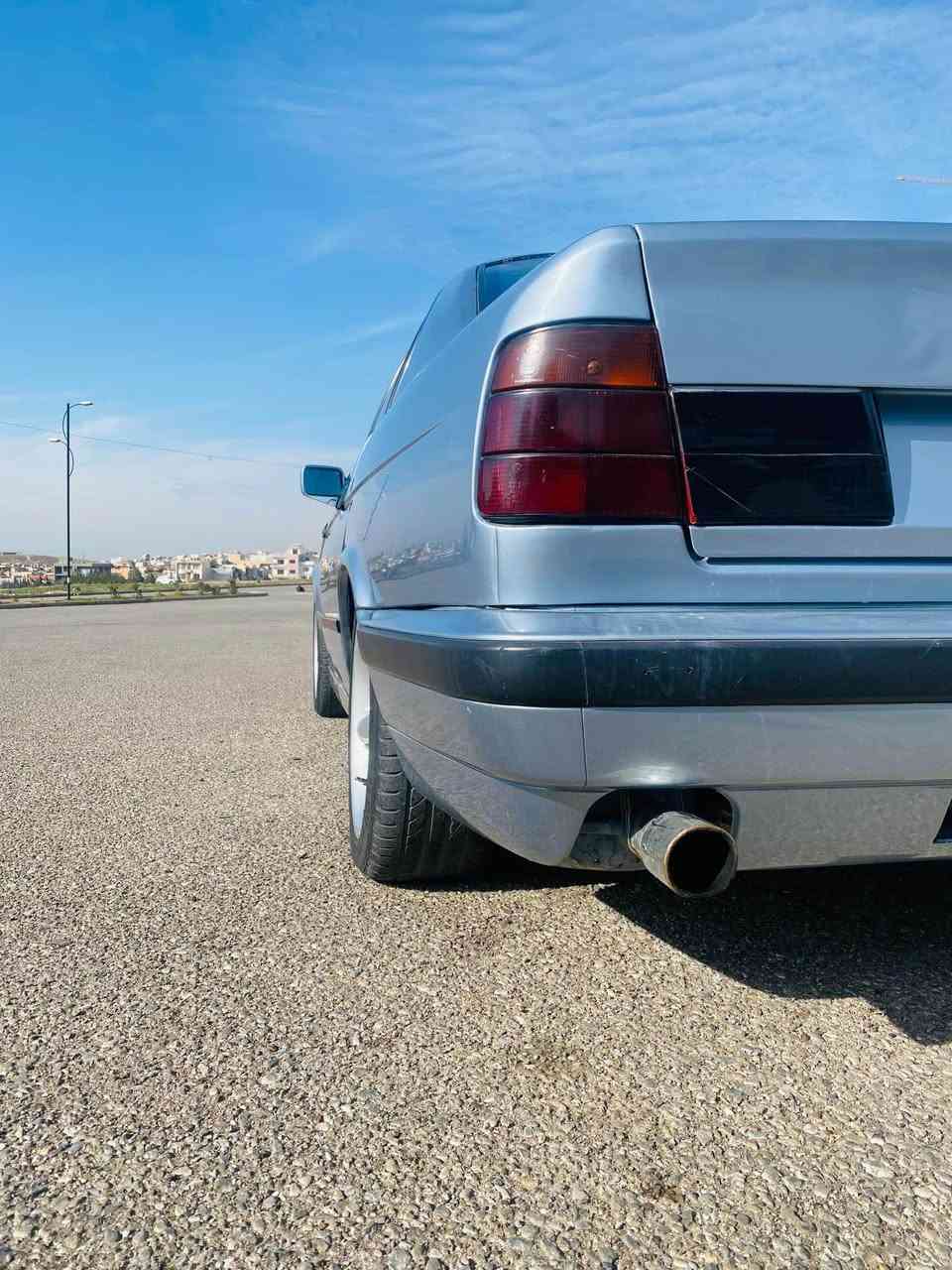 BMW model 1991armi plastiki hawlera makinai 20 geri 3adya 2 jam karabaw ABS  peshu dawai kapsa wata da3mi nya geru makinaw awalyati basharta *********** السليمانية, العراق
