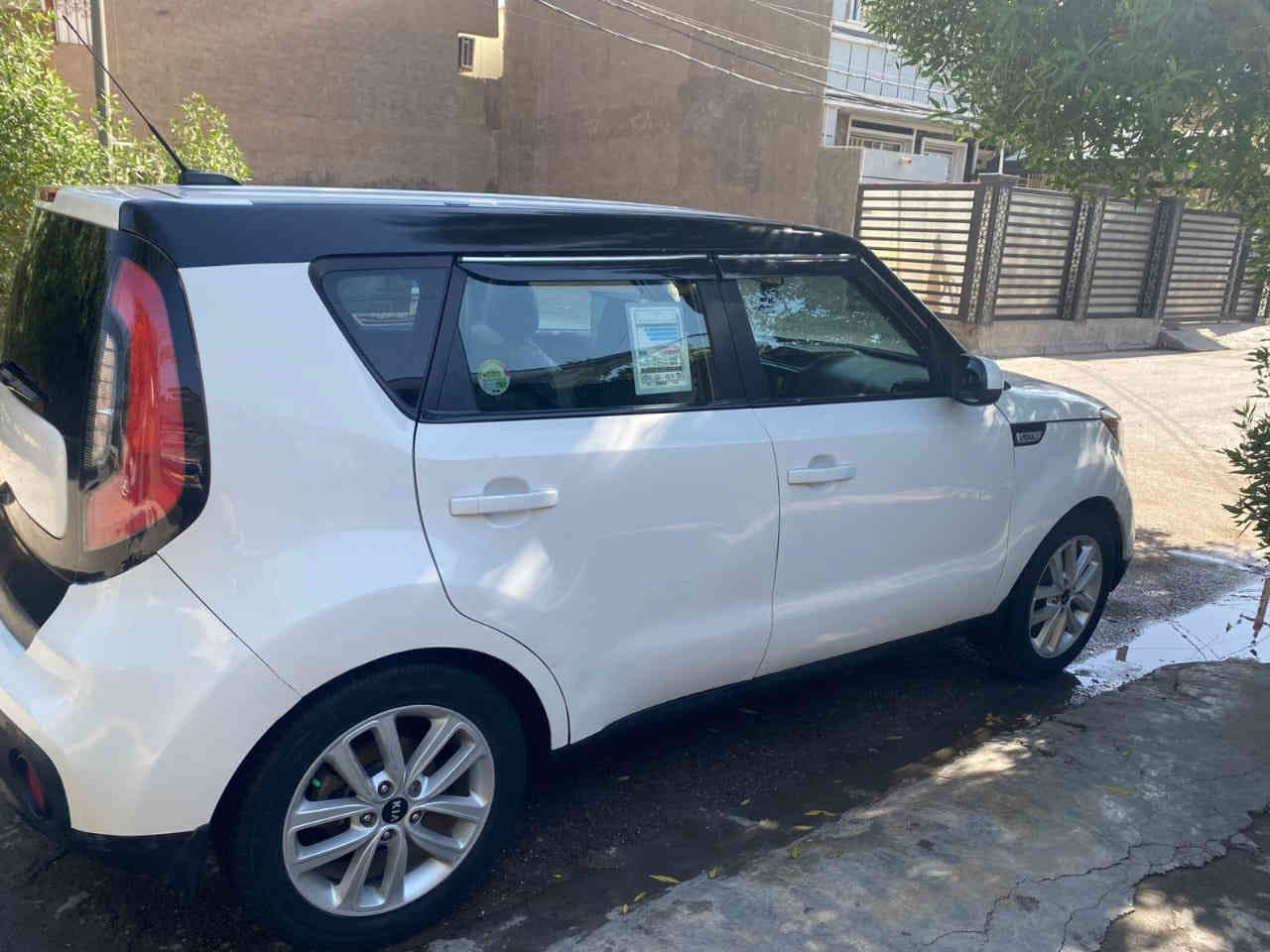 السلام عليكم 🫡 
مكلف بالنشر 
للبيع كيا صول 🛑
2018 وارد امريكي 🇱🇷
حادث جاملغ وباب جهة السايق البنيد فقط رش صبغ 
صور الحادث موجودة
محرك 2000 المرغوب 💪🏻
سيارة. جاهزة كير محرك صدر خير من الله
المواصفات نص فول 🌹
رقم بغداد دولي بسمي السيارة 👌
💵السعر119 وماكو هيج سعر  مجال قليل 💵
مكان السيارة بغداد الزعفرانية 🏠

اتصال ☎️***********☎️
