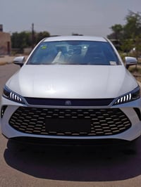 للبيع BYD نوع QIN PLUS  موديل 2025 ماشيه 150 كيلو يعني زيرو ،، داخل زي...