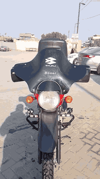 سلام عليكم مرخصه المدير الكروب دراجه بوكسر موديل 2021 نضيفه مامتعوبه اوراق أصولي شرط اترقيم سعر مليون و 100 وبيه مجال بصيط مكاني بغداد ***********
