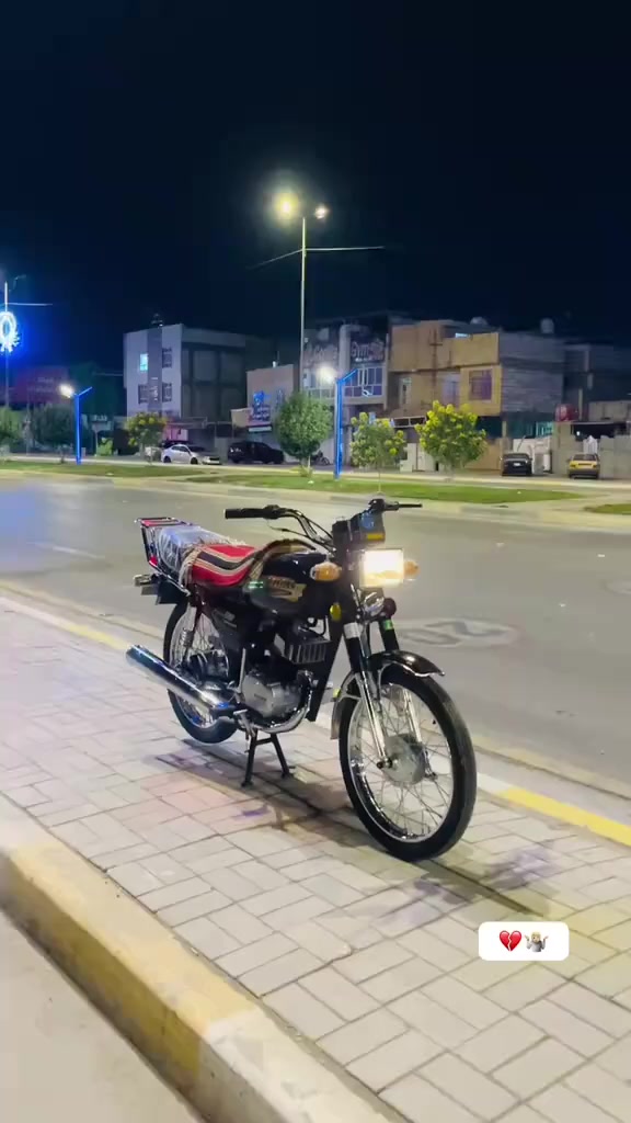 ساسوكي للبيع مديل ٢٠٢٥ صار الها 5 ايام طالعه من الوكيل دراجه جديده مكفوله من كلشي مكاني نجف سعرها مليون و 400 وبيها مجال ***********
