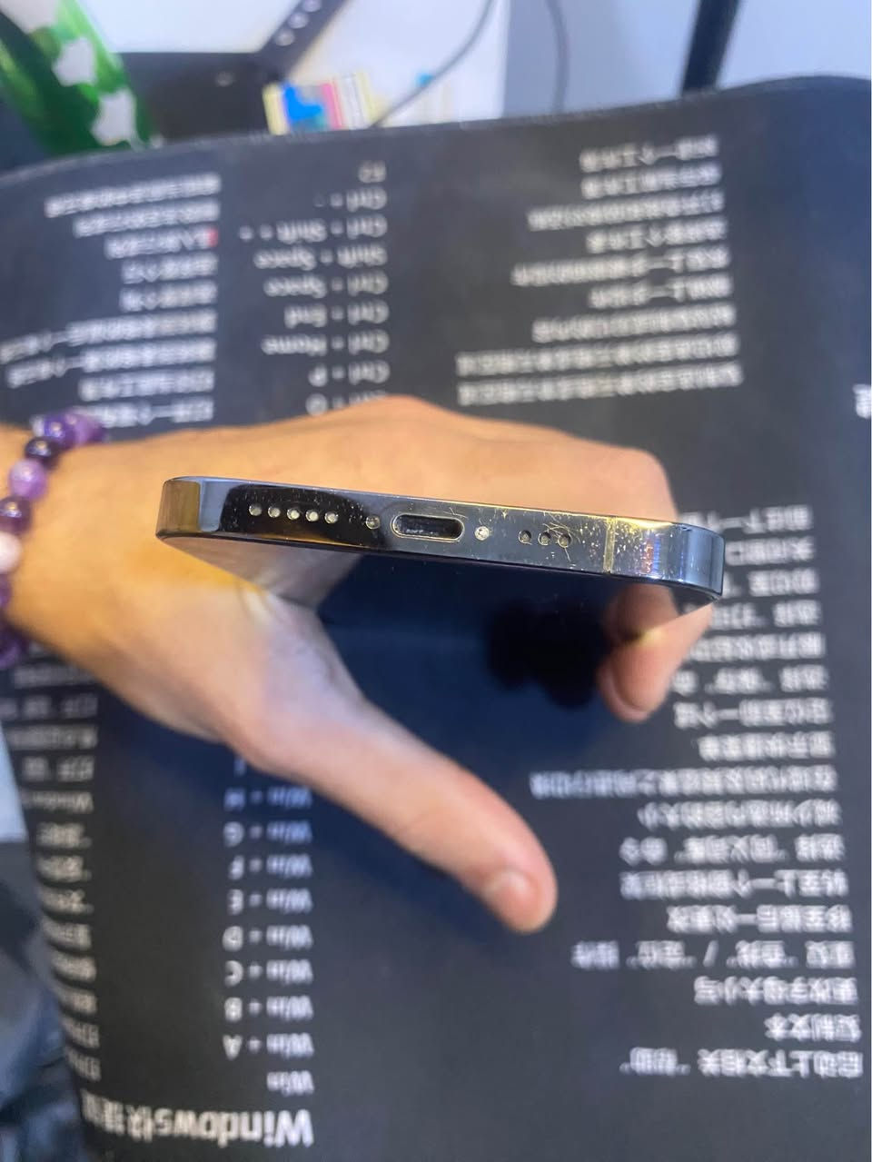 سلام عليكم 

ايفون 12 برو  فقط ممفتوح وتر بطاريه 76 ذاكره 256 كلشي شغال بلادي ع وضع الشركه 

350وبي مجال بسيط 
مكاني بغداد حي او بغداد, العراق


**إذا كنت صاحب هذا الإعلان وتريد حذفه لأي سبب، رجاءا أرسل رسالة إلى الدعم الفني**