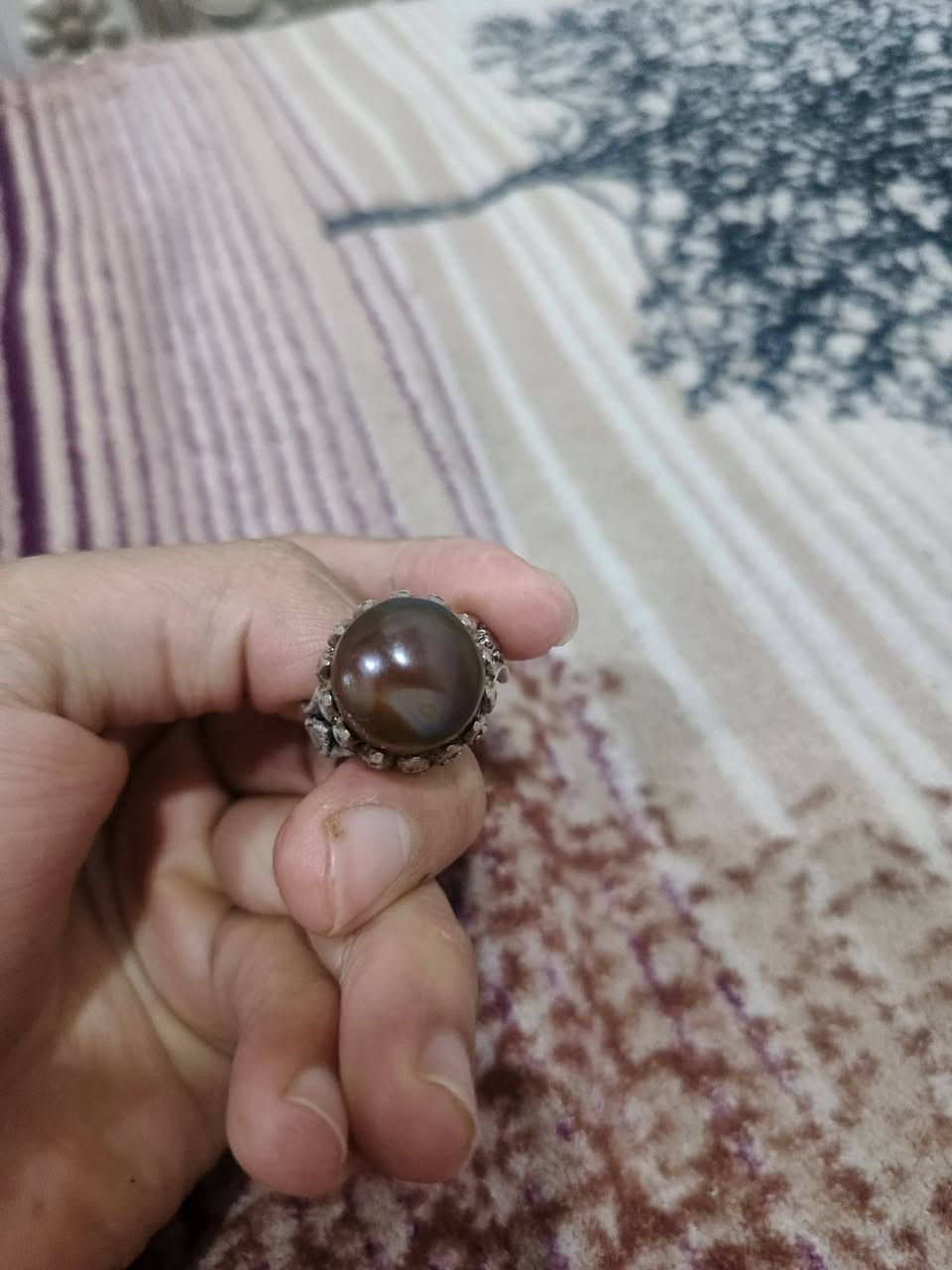 سلام عليكم عندي هاذا المحبس ما اعرف شكد يسوه اريد ابيعه


**إذا كنت صاحب هذا الإعلان وتريد حذفه لأي سبب، رجاءا أرسل رسالة إلى الدعم الفني**