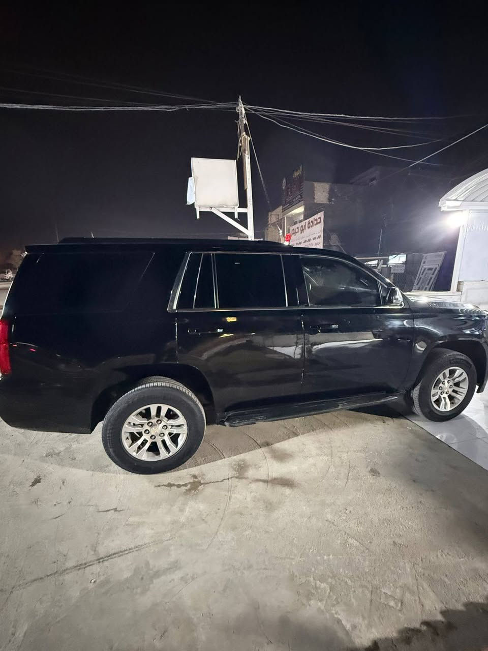 السلام عليكم
تاهو 2016 للبيع بدون أوراق  صبغ عام مكفولة من كص والحادث صبغ لجمالية فقط 
السعر 155 وبيها مجال 
الرقم الهاتف ***********
