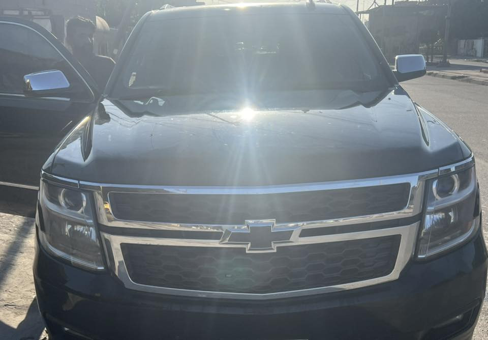 بسم الله الرحمن الرحيم 

⚪️ تاهو ادوات ادوات 
موديل 2015

مواصفات  فول 
حجم المحرك :8
فول مواصفات للأخير :
دخول ذكي للسياره ( بصمة )
1. شاشه اماميه كبيره
2.شاشات عدد 2 
5. سلايد طكتين
6.شاحن واير ليس
7.كشنات جلد
8.كشنات كهرباء 
. رادار تحديد مسار 
.رادارات جانبيه
 رادار امامي
ثلاث قطع تبريد
هيترات بالكشنات تدفئه خلفي 
بصمه + بصمة ابوب 4
صندوك كهرباء
فورويل 
حساسات خلفي امامي
هيتر بالاستيرن
فول تحكم ستيرن
***********
