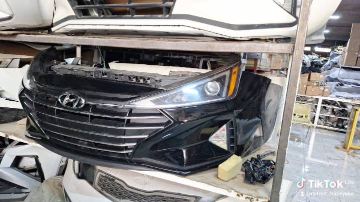 يوجد لدينا جميع لايتات النترا من موديل 2007 الى موديل 2024 امريكي ابو السكن مع وارد خليجي وكذلك بك لايت وارد امريكي  وكل الوان الدعاميات وكل البضاعة يوجد لدينا ضمان بكل قطع الغيار وكذلك تحديث كل موديلات النترا في المركز الكوري المتطور الحلة الحي الصناعي نادر الشا العام جملة ومفرد . للاستفسار الاتصال على الأرقام *********** .   ***********
