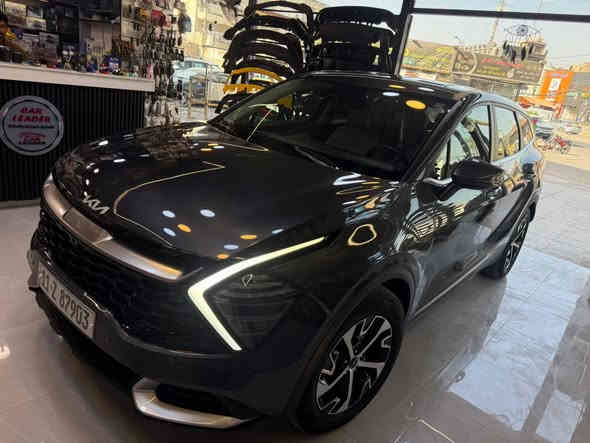 سلام عليكم سبورتج وارد امريكي بدون صبغ وحادث جدآ خفيف بدون ايرباك مكفوله عدا الحادث الموضح بارد فقط ودعاميه لون بدون صبغ موديل ٢٤
تشغيل نظام بصمة
داخل ابيض ملكي جلد بالكامل
تدفئه كشنان وستيرن
اشاير مري 
رادار امامي وكاميرات 
لايت زينون اصل 
: رادار مري تدفئه كشنات منافذ يو اس بي اربع مقاعد منافذ كهرباء بل صندوك
 توقف ذاتي نقاط عمياء تحديد مسار قياده اليه
: شاشه متصل هاند بريك بصمه
: كشن كهرباء
تبريد قطعتين
: تشغيل عن بعد
ماشيه ٣١ الف رقم بغداد بأسمي جديده حيل ومال بيت 
السعر227 وبي مجال بسيط التواصل خابر على الرقم فقط غير متواجد فيس *********** سيف
الدوره الصحه
