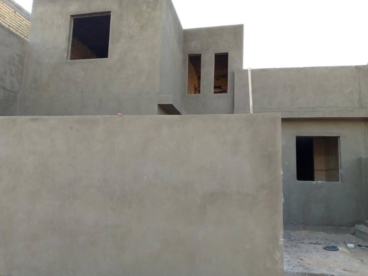 لباخ بورك وسمنت وجص متفرغ حاليآ مكاني نجف اليحب يتواصل وياي  واتساب رقمي ***********
