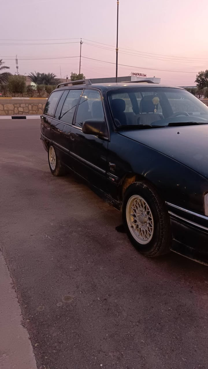 السلام عليكم
اوبل ستيشن زيتوني 91
سنويه 2027
السياره جاهزه كير اوتو محرك خير من الله السعر 31 وبيها مجال للشراي 
***********
