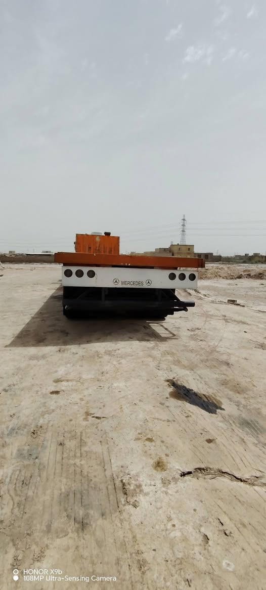 سياره البي مديل 83 مكينه 44 كير مكينه شاصي مكفولات رقم بصره مكاني العماره لشراي يتصل *********** ابيع راس و عربانه  عربانه سيكام  سياره جاهزه لشغل تخم   تاير السعر ٢٦٥ ثاني يوم تحويل
