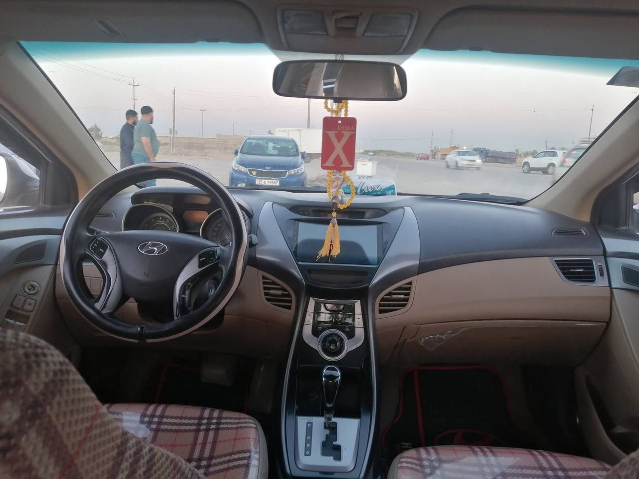 سلام عليكم النتراا موديل ١٣ خليجي ليحب يتواصل اويعرف باقي التفاصيل الاتصال عل صاحب السياره ***********
