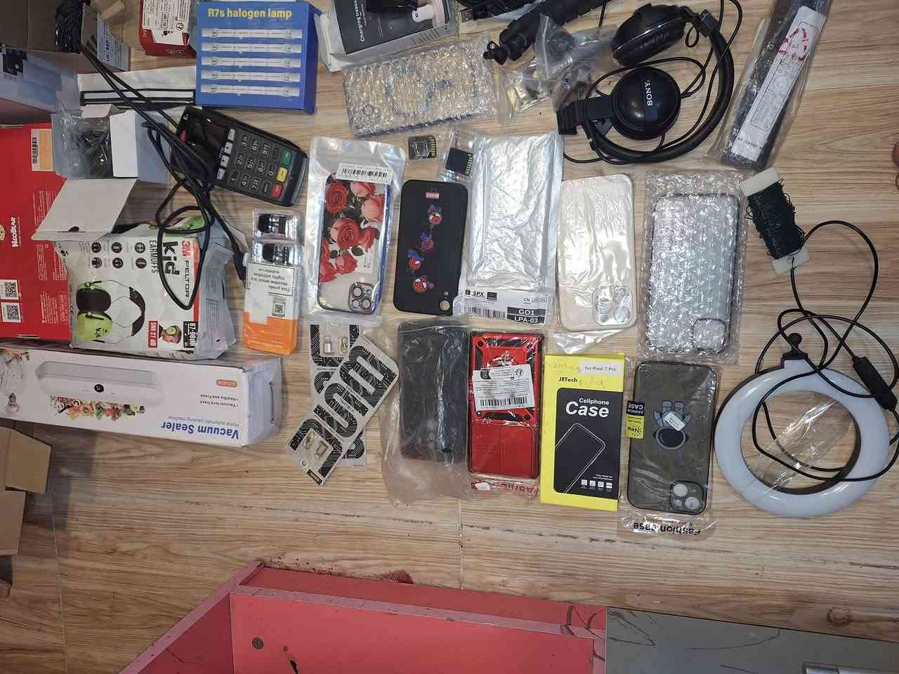 الكتروني امزون شلعه ابيع كلهن 150قطعه القطعه الفين ونص بيهه تليفون وايباد واجهزه قويه ماركه الي تفيده يتفضل خاص


**إذا كنت صاحب هذا الإعلان وتريد حذفه لأي سبب، رجاءا أرسل رسالة إلى الدعم الفني**