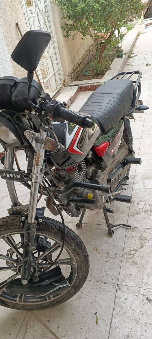دراجة شايننك مرقم سنوية ولوحات بأسمي 

للبيع مثل ماموضح بالصور حادثها 

دبلات ومازدة وجاملغ فقط
*********** 
السعر خاص وبيهه مجال
