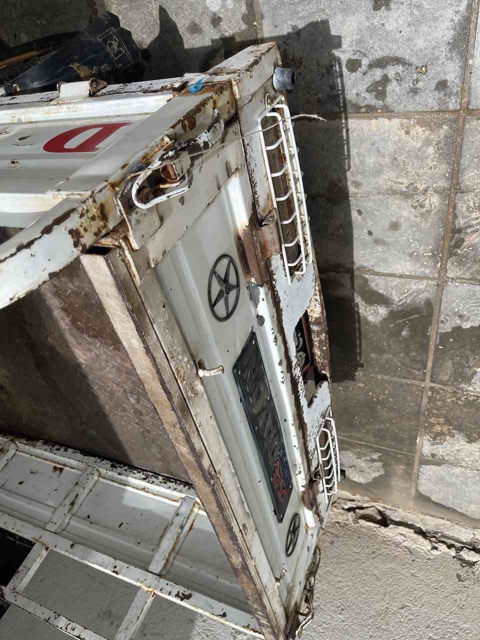 سلام عليكم ستوته للبيع مديل ٢٠ محرك مفتوح تويز جدد كسن كبس كهربءيات كلهة شغله مكاني ناصريه مركز ***********
