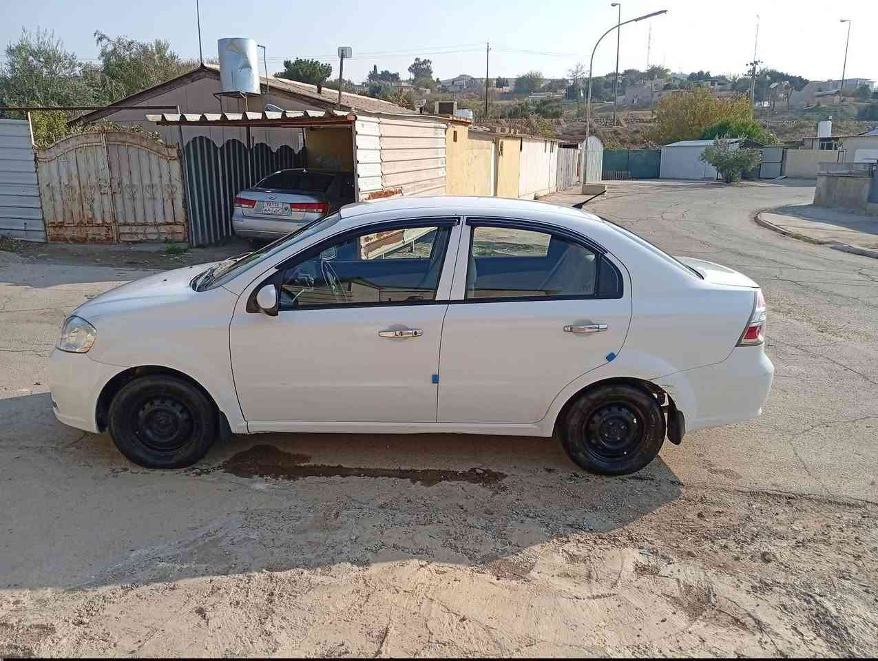 للبيع او مراوس
افيو وارد كوري 
 موديل 2011
لون ابيض
كير عادي 
رقم اربيل مسطره
طخم جديد 
محرك وكير شرط
شرط التحويل 
كابون بانزين بيها 
مكان السياره سد الموصل
السعر 57💸 وبيها مجال بسيط
التواصل على الرقم 
***********
***********
