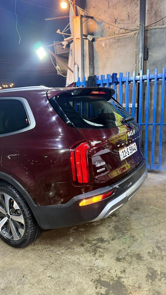 سلام عليكم
كيا تلورايد 

مديل 2022

ماشيه ٩٣ 

فئه S

فتحه سقف 

رادار جانبي 

رادار امامي 

بصمه 

بصمه ابواب 

لايت زنون ٣ الاوان 

موصفات الSمعروفه 

حادثها خاص وتساب 

رقم ***********

سعر 265 وبيها مجال ً
