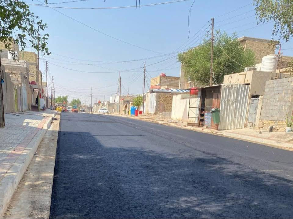 السلام عليكم مستعدين لتبليط الشوارع الحكوميه والزراعيه وباسعار تنافسيه كافة المحافظات للاستفسار ***********..***********
