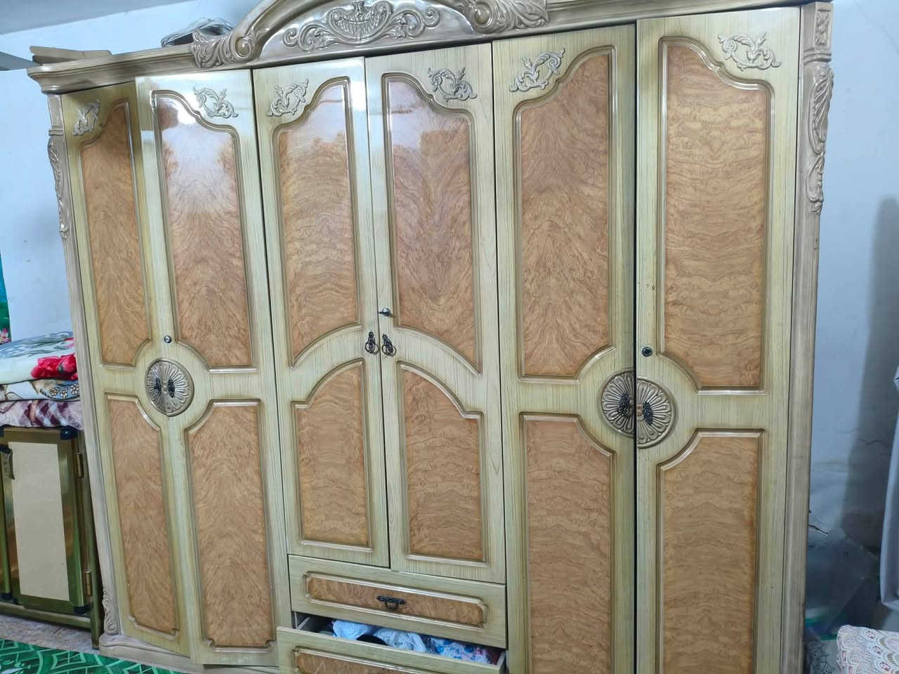 أغراض للبيع كلمن وسعر اسعارهم مناسبه


**إذا كنت صاحب هذا الإعلان وتريد حذفه لأي سبب، رجاءا أرسل رسالة إلى الدعم الفني**