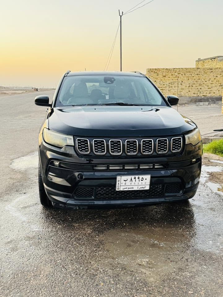جيب كومباس مديل 22 
وارد امرريكي حادثه صفحت سايق بابين وجاملق بدون تبديل
بيع مستعجل سعر 115 
رقم بيه واتساب فقط ***********
