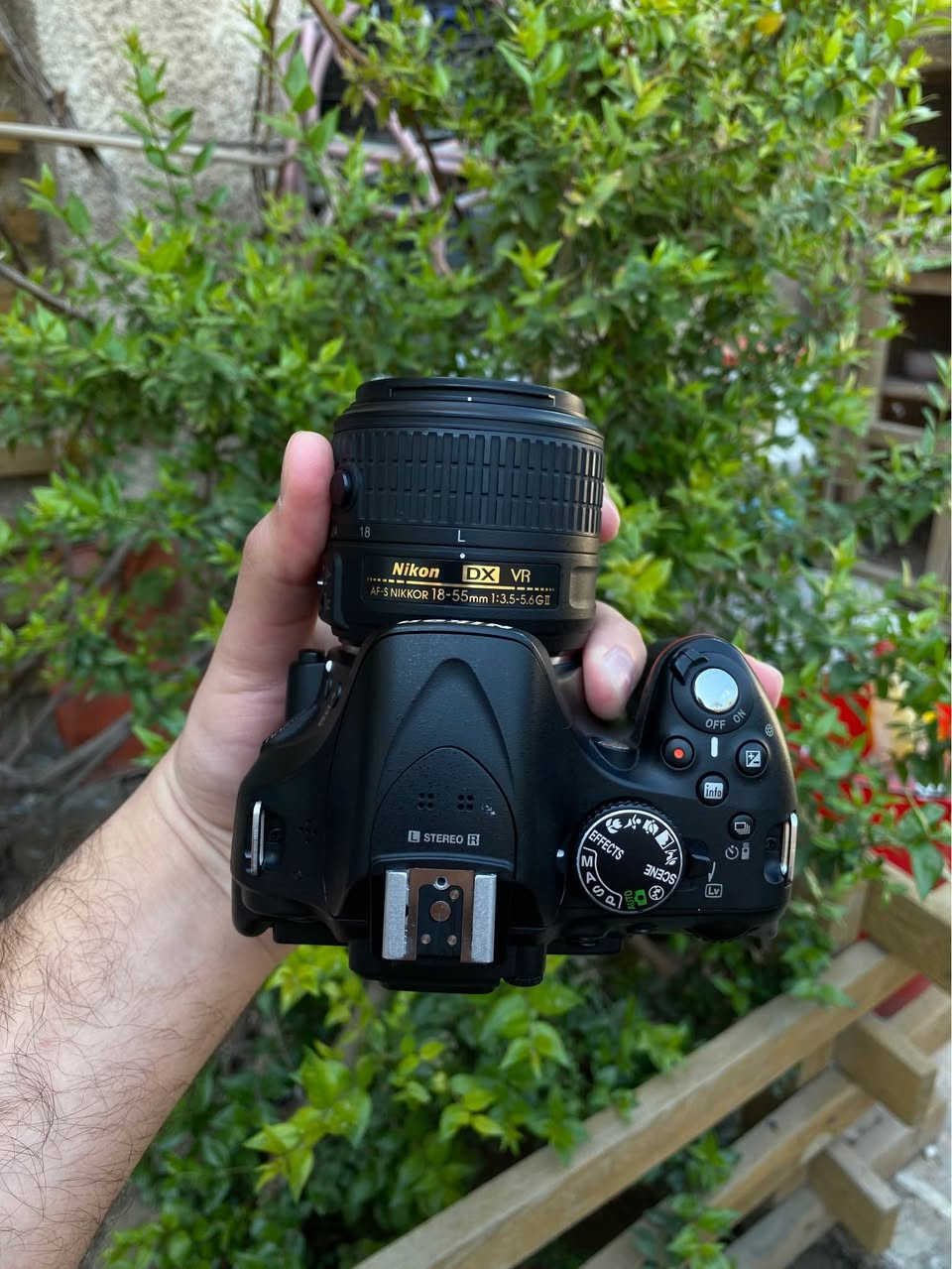 للبيع كامرا نيكون 5200 شاشة قلاب نضافة 100% استخدام قليل شتر 9 الف 
ملحقات
 عدسه 18-55 VR مانع اهتزاز
شاحنه 
بطاريه
حزام 
السعر 360 الف وبي مجال 
مكان بغداد البنوك بغداد, العراق


**إذا كنت صاحب هذا الإعلان وتريد حذفه لأي سبب، رجاءا أرسل رسالة إلى الدعم الفني**